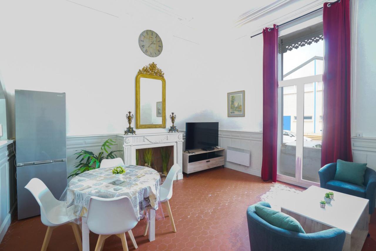 Appartement Du Forum,La Gare, 50 M2 , Climatisation, Garage, Cour Нарбон Екстериор снимка