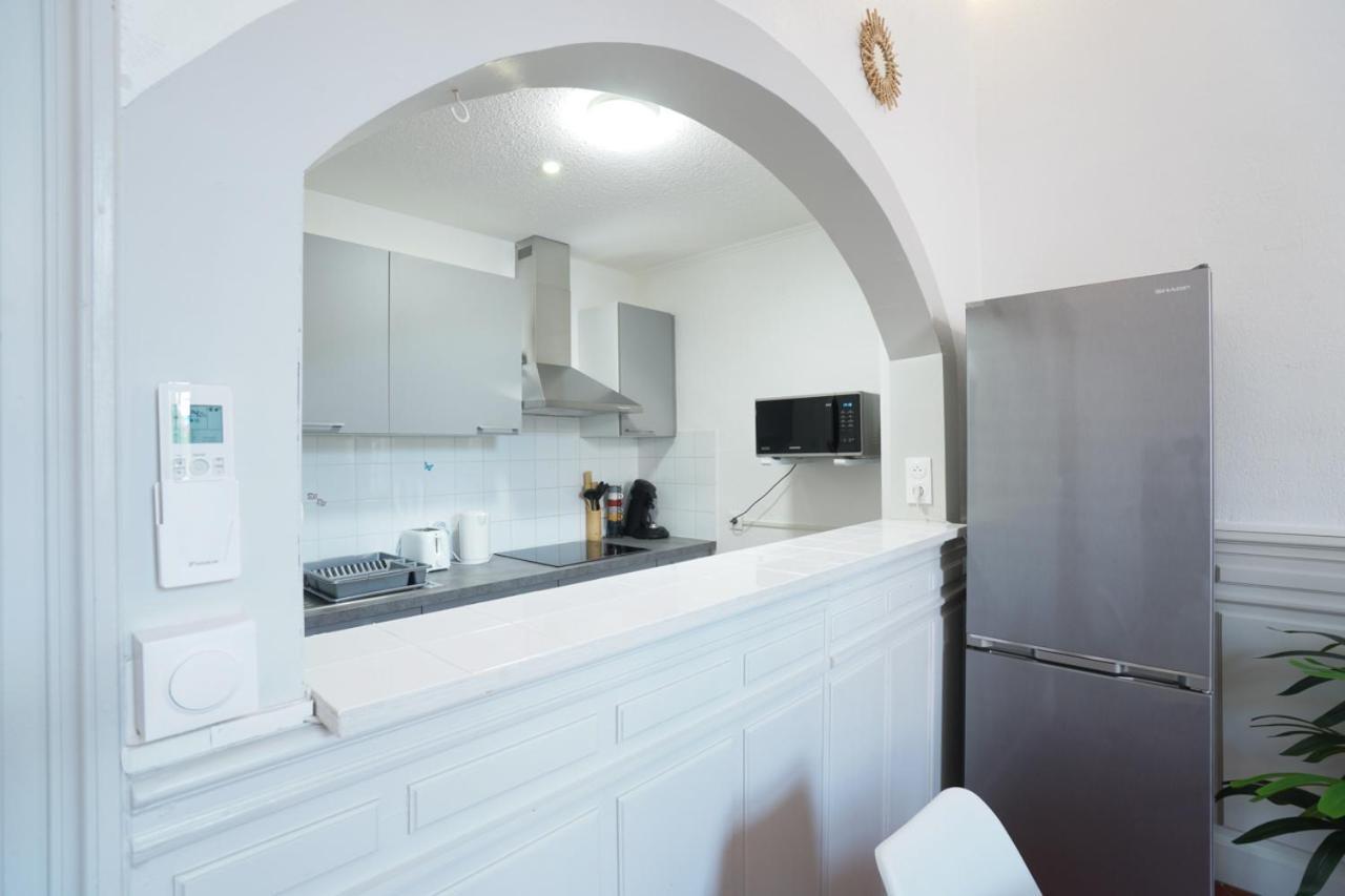 Appartement Du Forum,La Gare, 50 M2 , Climatisation, Garage, Cour Нарбон Екстериор снимка