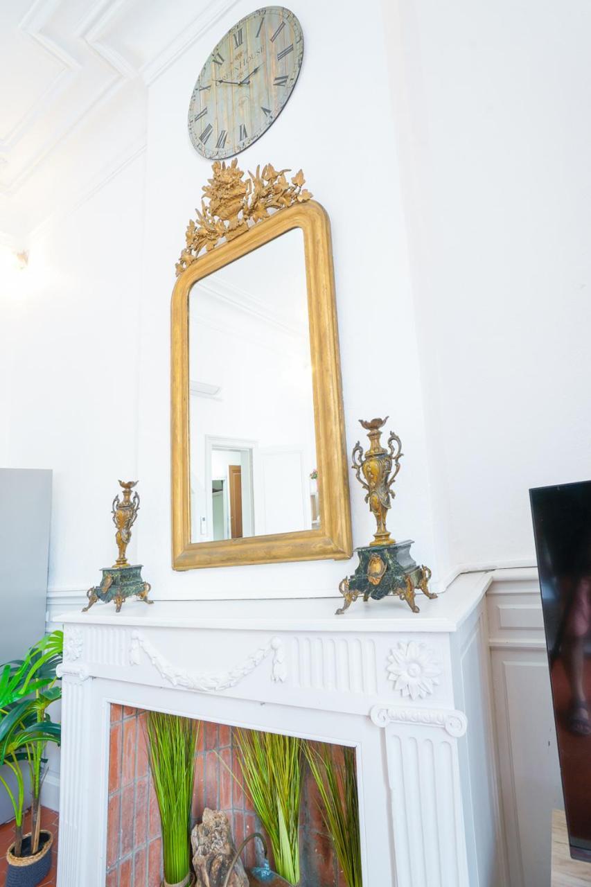 Appartement Du Forum,La Gare, 50 M2 , Climatisation, Garage, Cour Нарбон Екстериор снимка